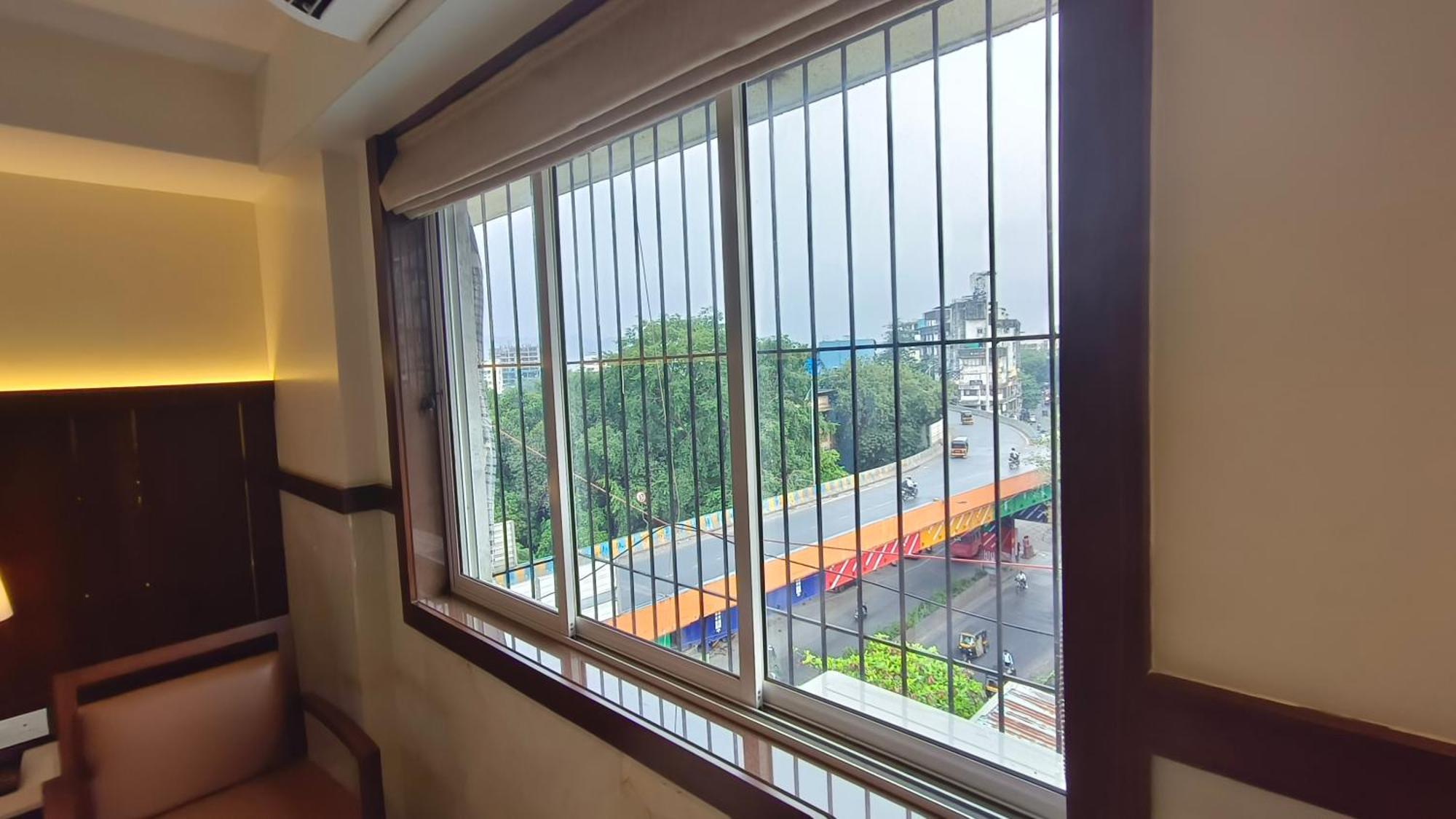 Hotel Prestige Residency Thane Exterior photo
