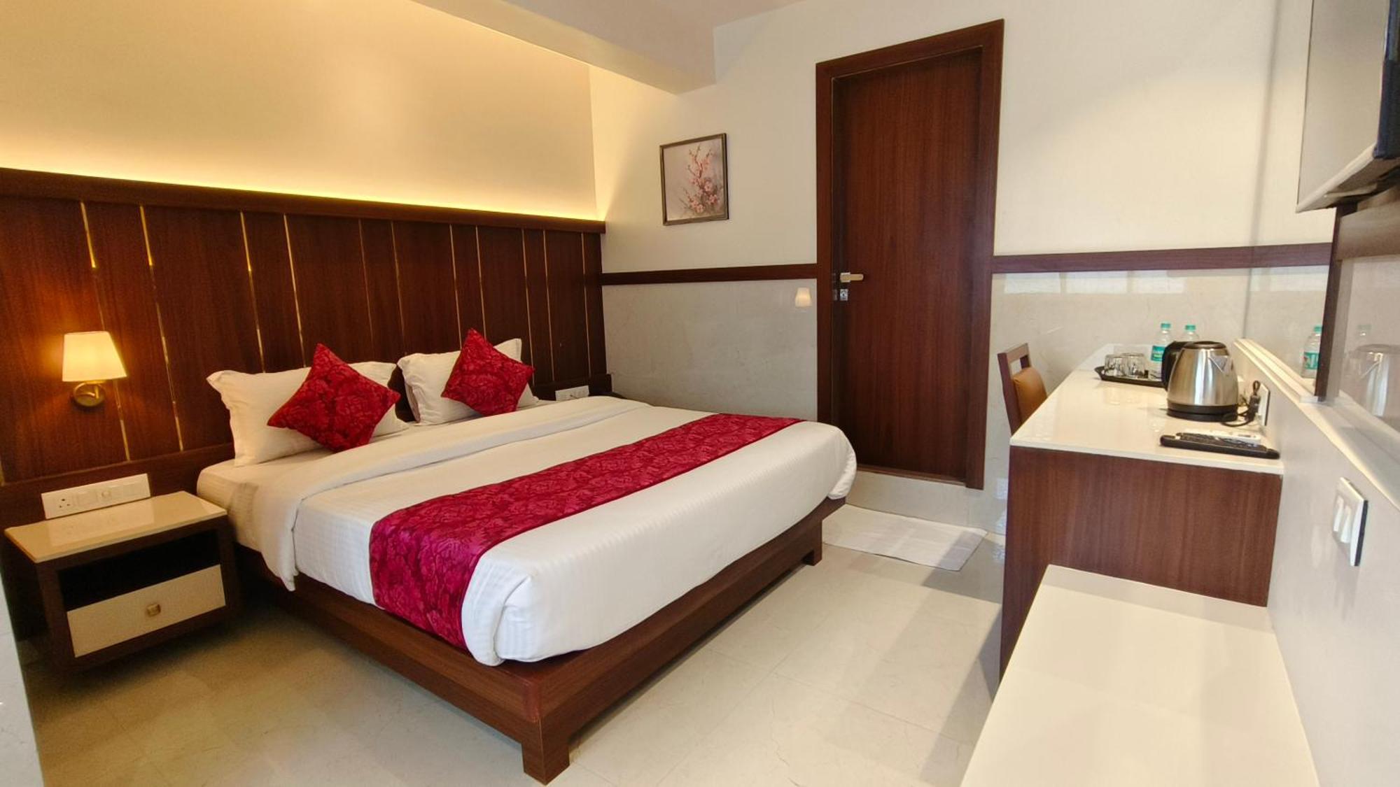 Hotel Prestige Residency Thane Exterior photo